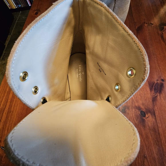 Kate Spade camel colour suede wedge boots. Size 9 - Picture 7 of 7